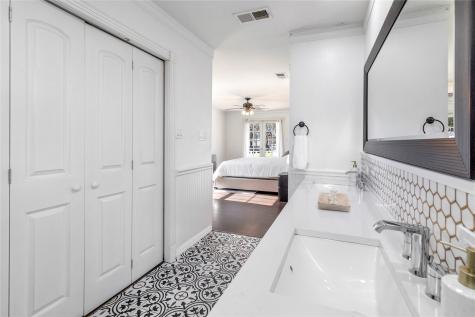 2906 Pacific Court Irving TX 75062