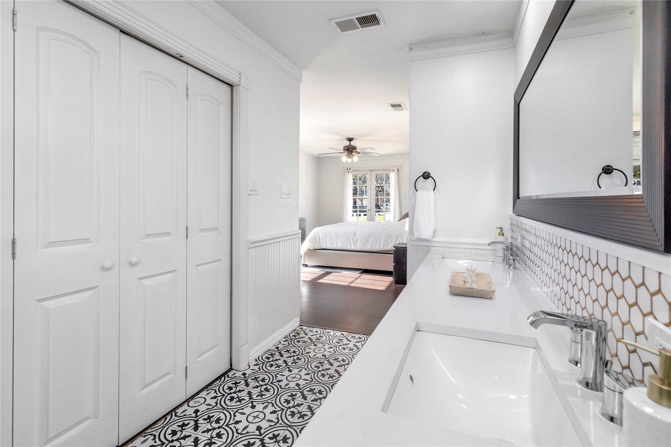 2906 Pacific Court Irving TX 75062