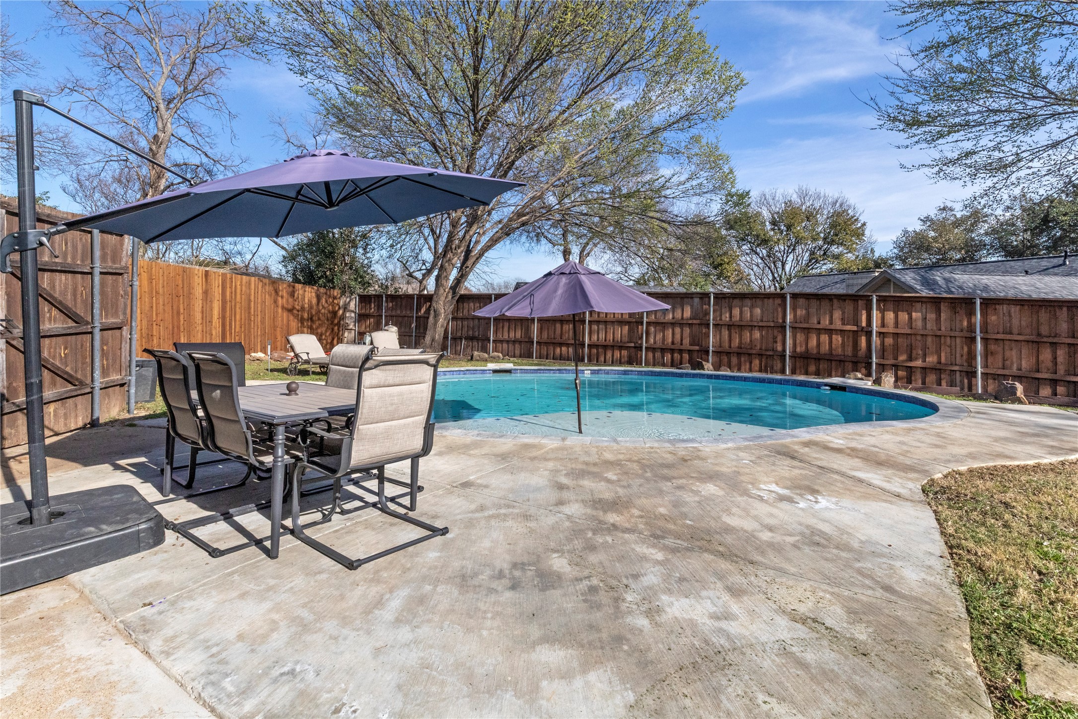 2906 Pacific Court Irving TX 75062
