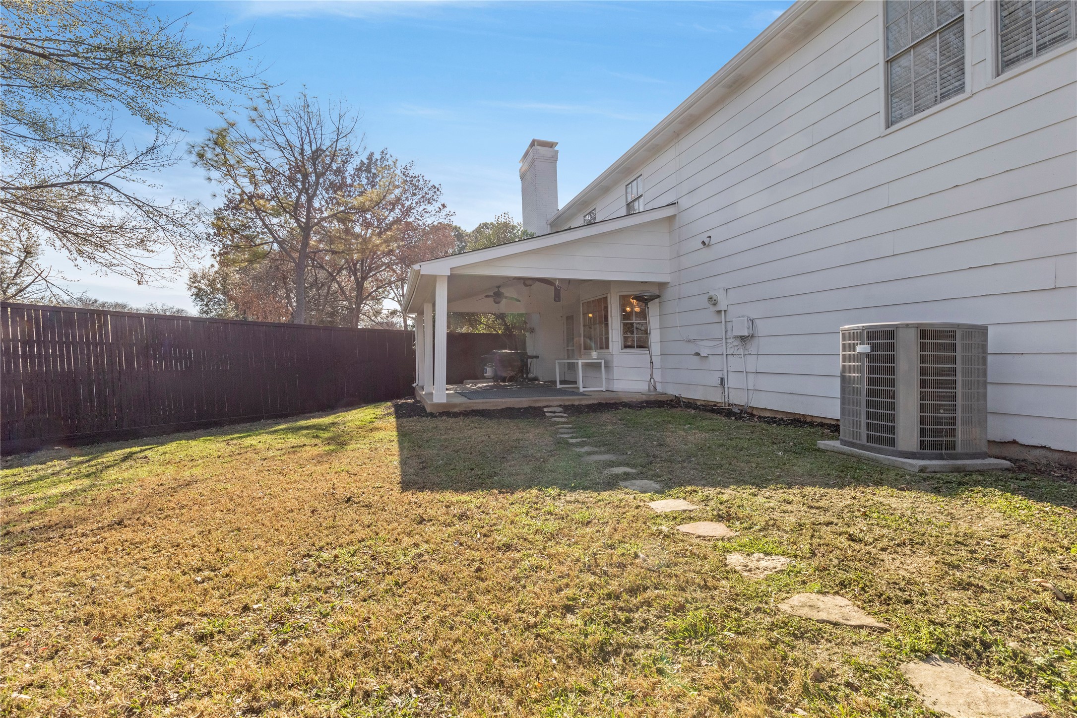 2906 Pacific Court Irving TX 75062