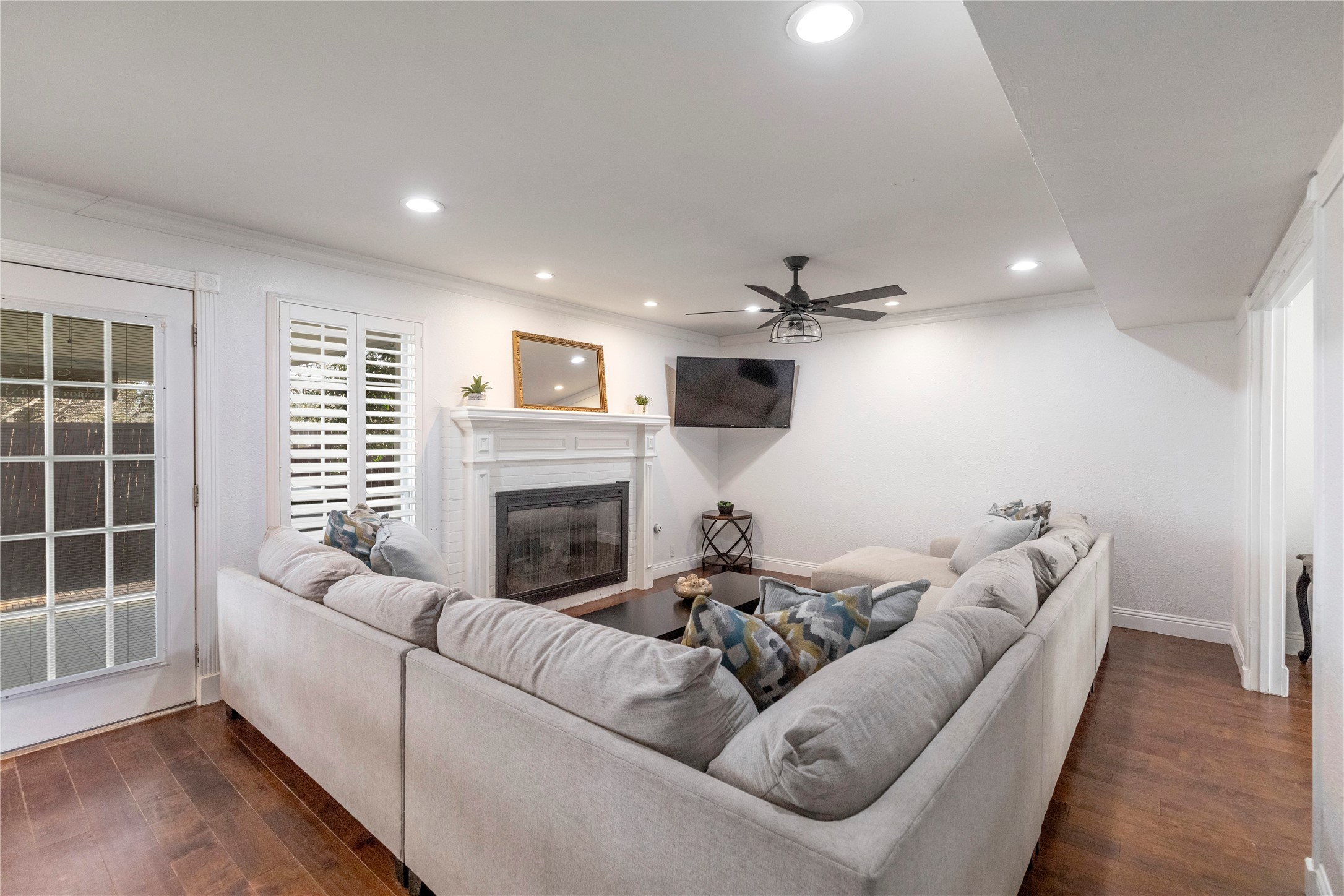 2906 Pacific Court Irving TX 75062