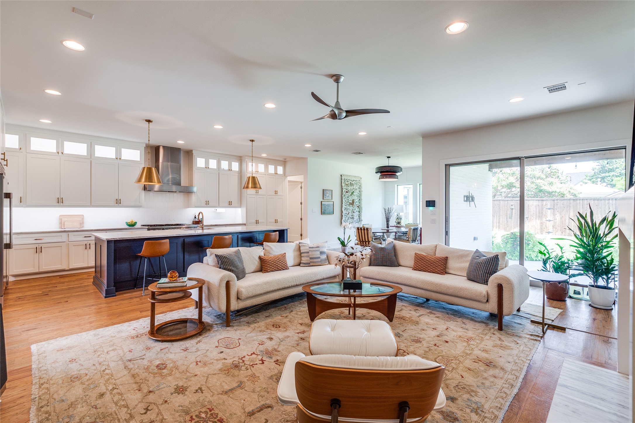 3915 Durango Drive Dallas TX 75220