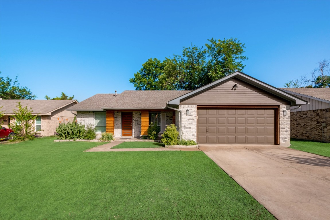 438 Woodmere Drive Garland TX 75043
