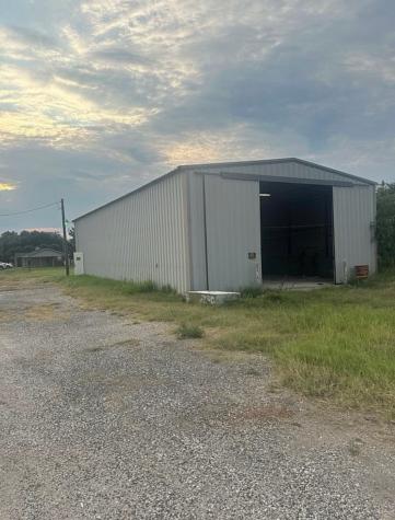 226 County Road 1557 Chico TX 76431