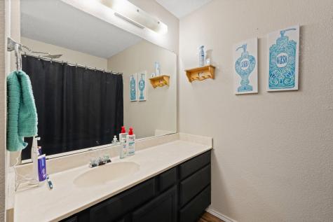 1611 Berry Drive Cleburne TX 76033