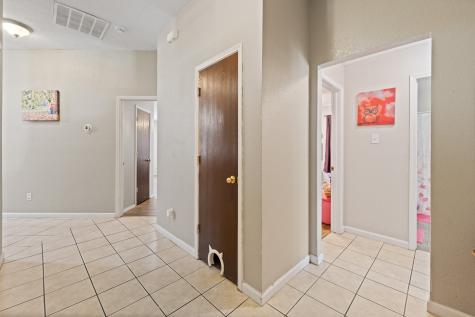 1611 Berry Drive Cleburne TX 76033