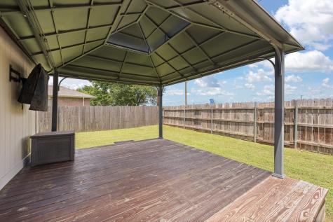 1611 Berry Drive Cleburne TX 76033