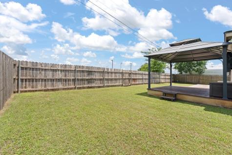 1611 Berry Drive Cleburne TX 76033