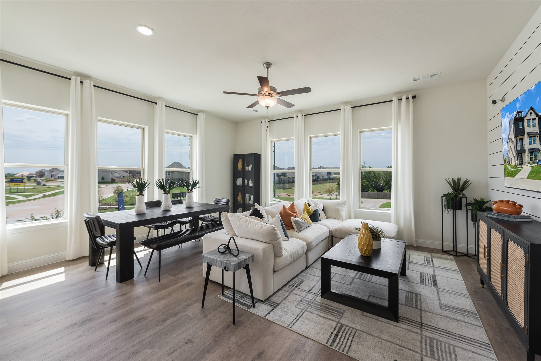 2233 Fort Bliss Street Mesquite TX 75149