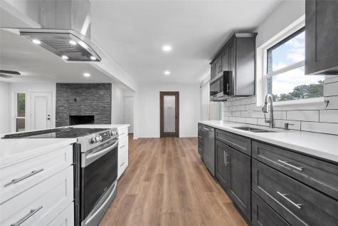 1132 Western Oaks Drive Woodway TX 76712