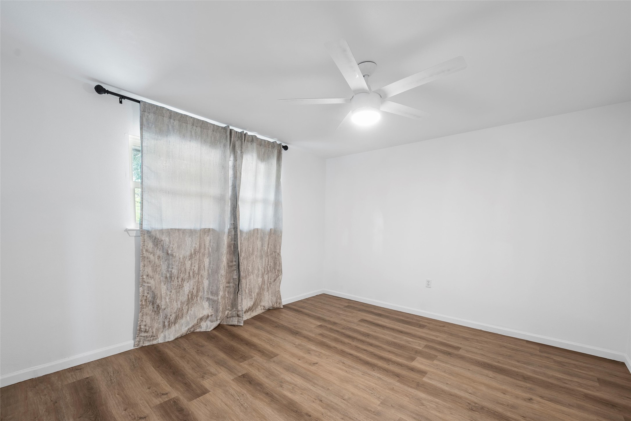 1132 Western Oaks Drive Woodway TX 76712