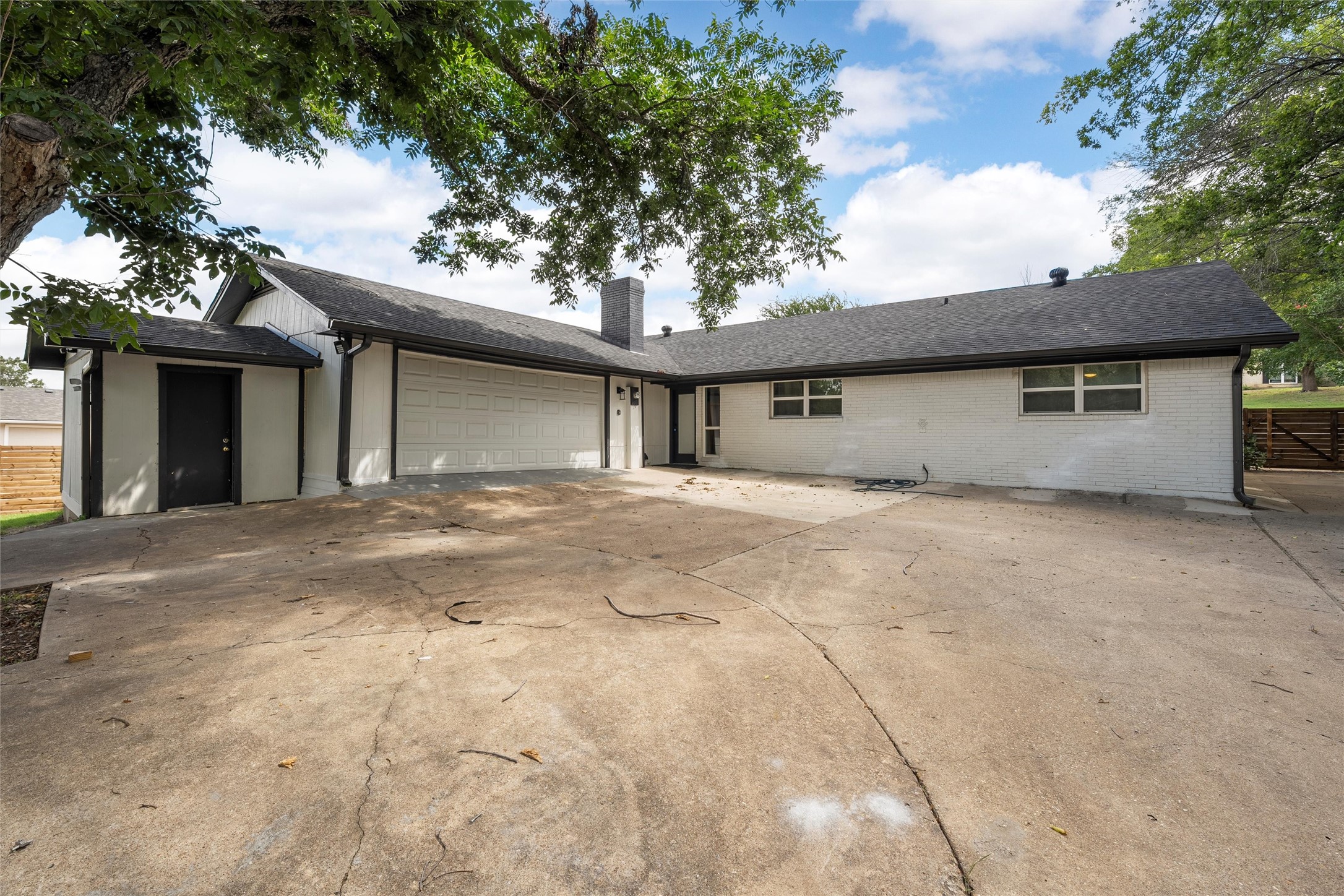 1132 Western Oaks Drive Woodway TX 76712