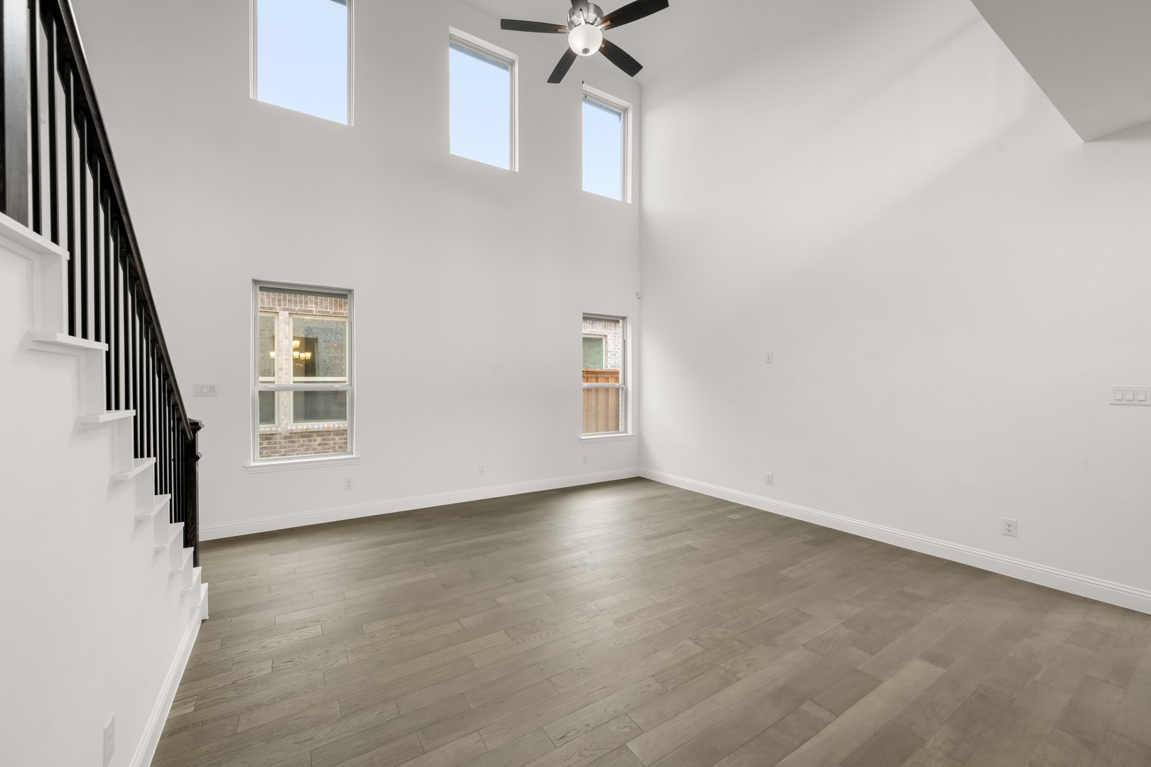 1536 Euclid Alley Corinth TX 76208