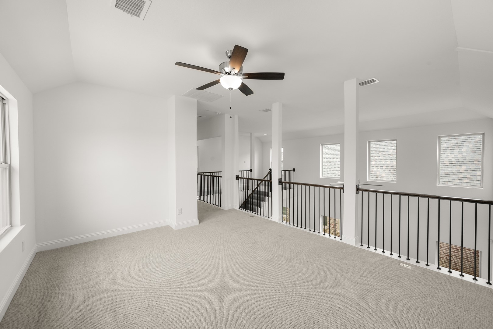 1536 Euclid Alley Corinth TX 76208