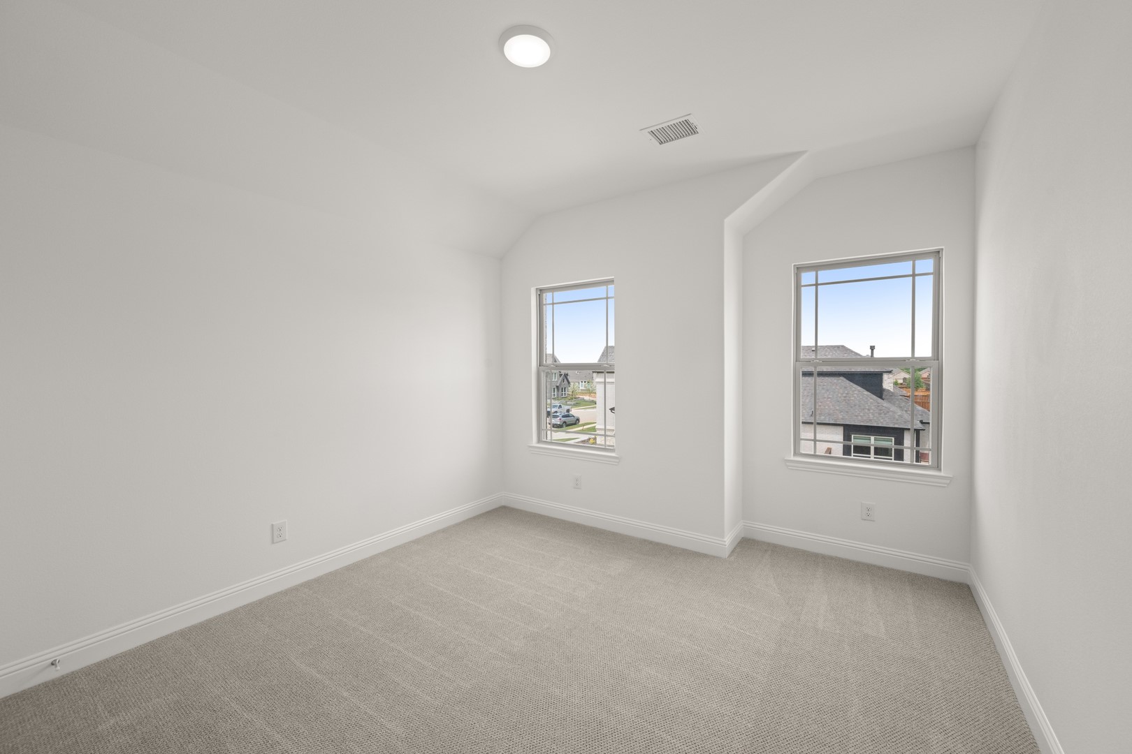 1536 Euclid Alley Corinth TX 76208