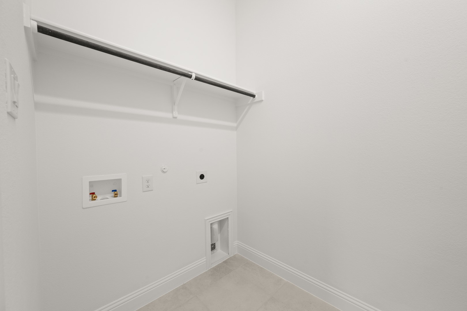 1536 Euclid Alley Corinth TX 76208