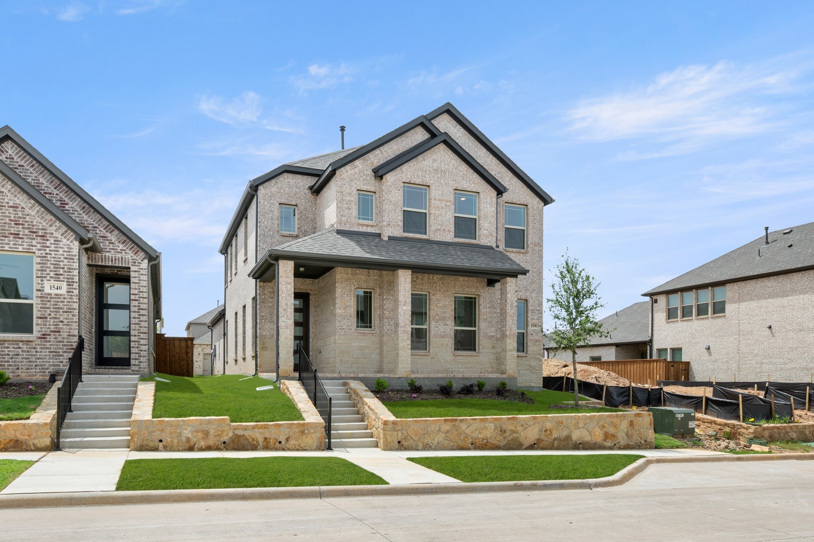 1536 Euclid Alley Corinth TX 76208