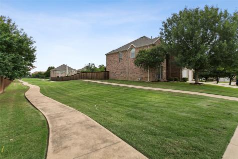 10513 Donnis Drive Fort Worth TX 76244