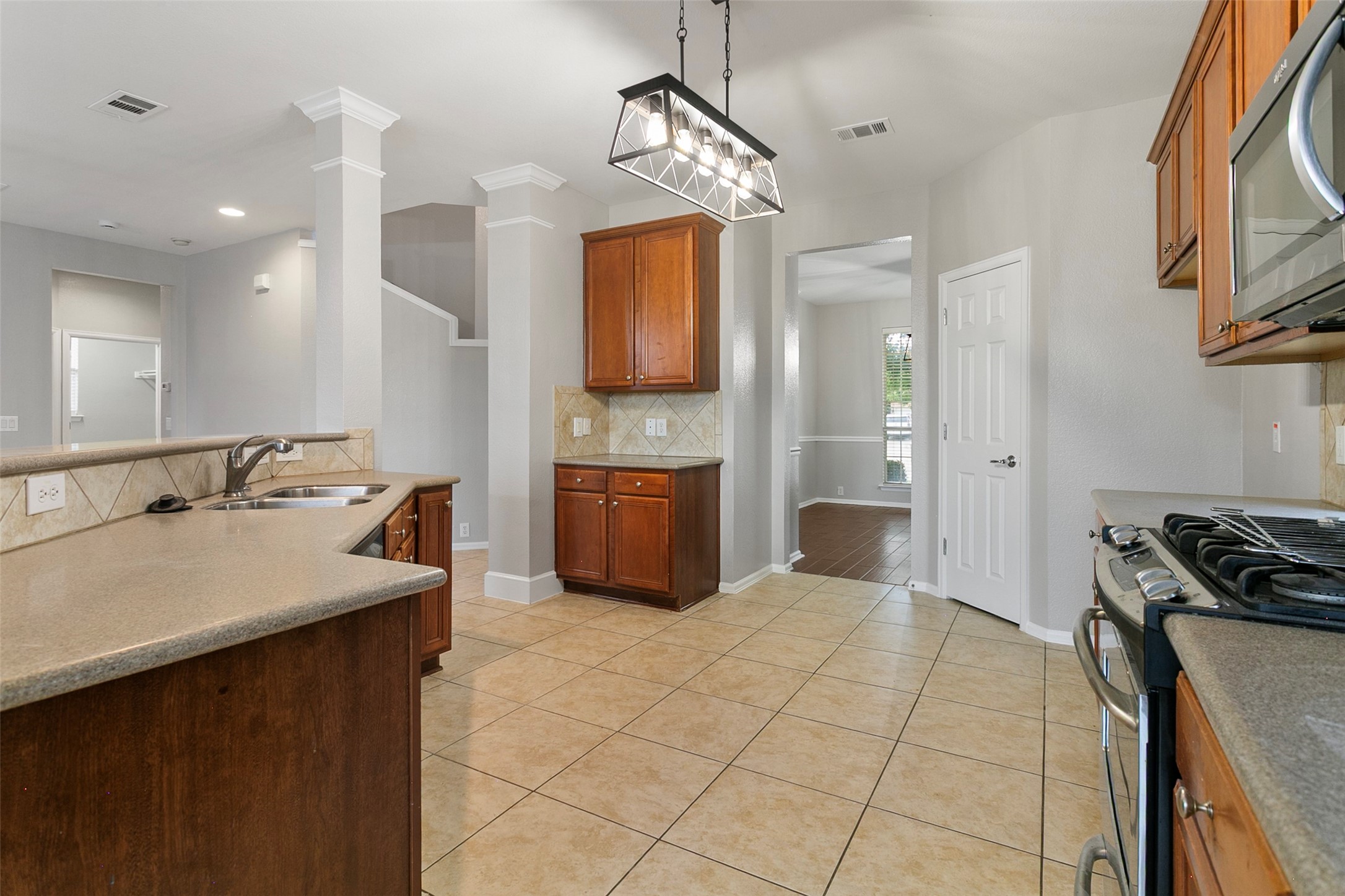 10513 Donnis Drive Fort Worth TX 76244