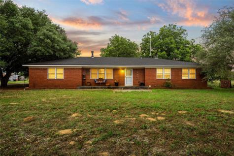 2554 State Highway 22 Whitney TX 76692