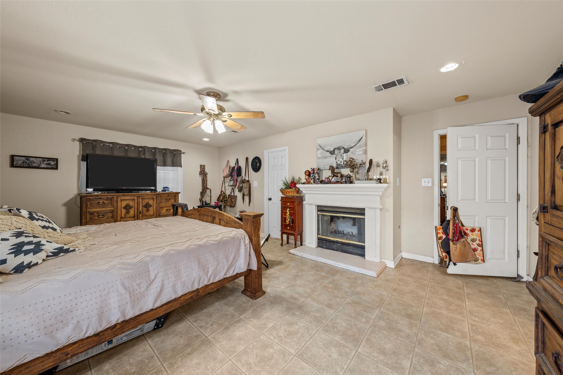 2554 State Highway 22 Whitney TX 76692