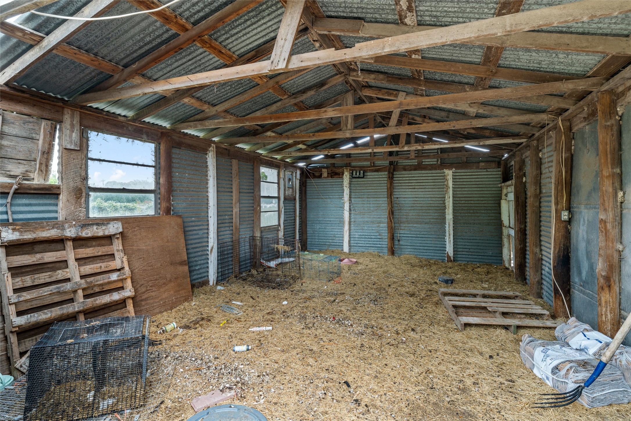 2554 State Highway 22 Whitney TX 76692