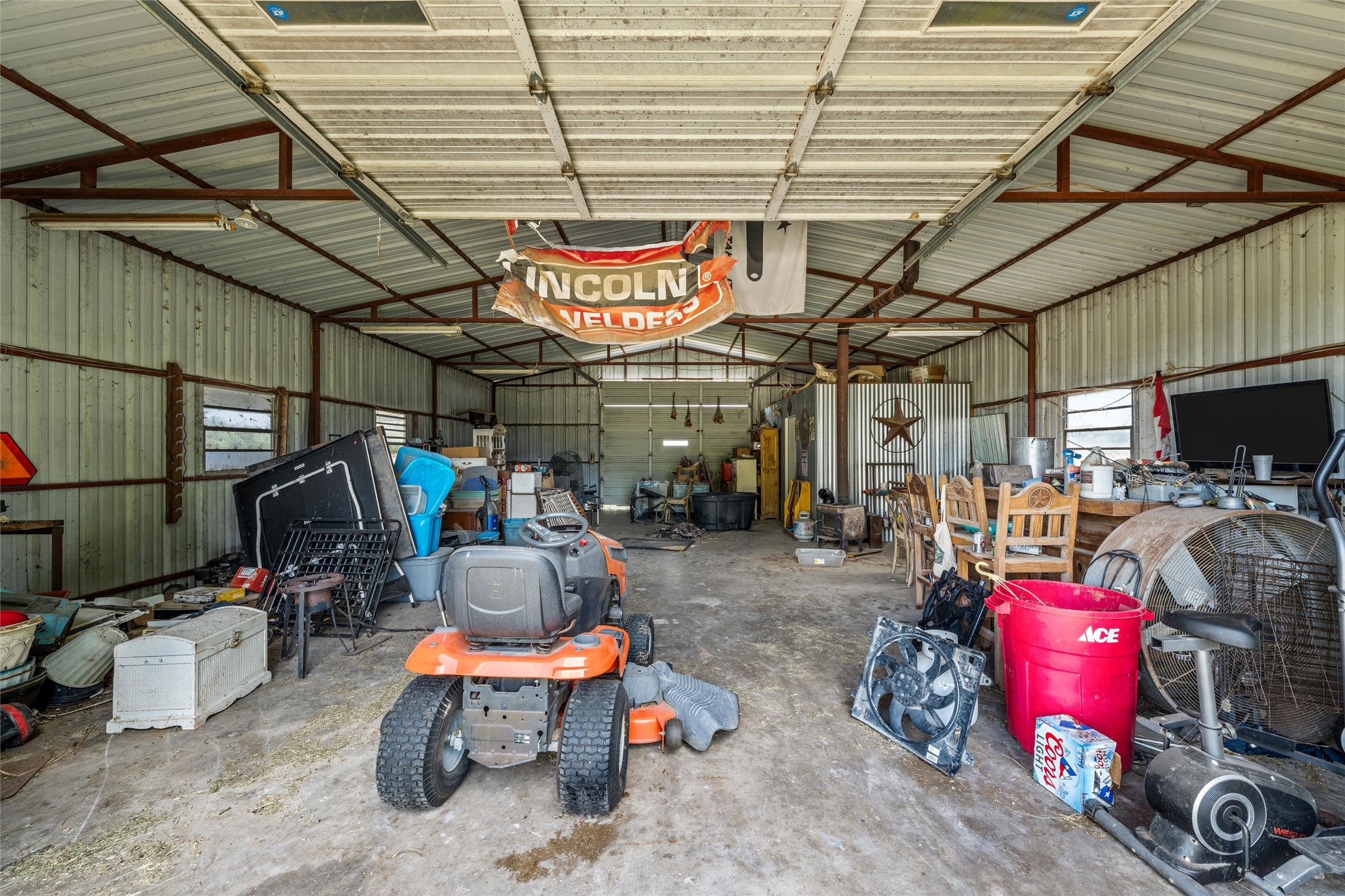 2554 State Highway 22 Whitney TX 76692
