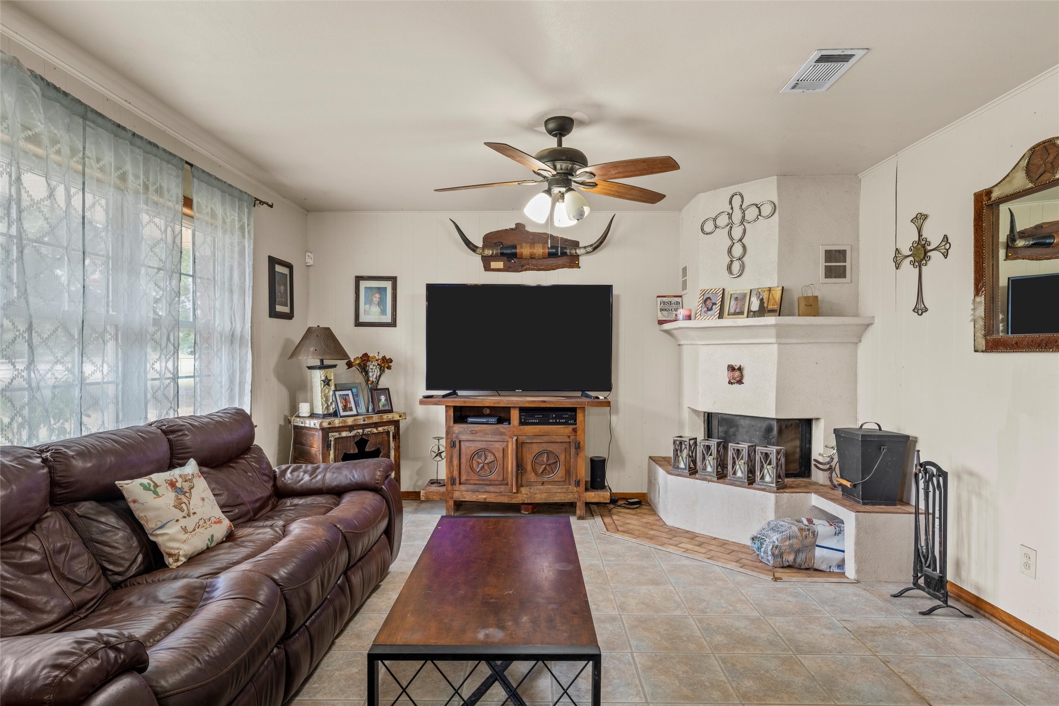 2554 State Highway 22 Whitney TX 76692