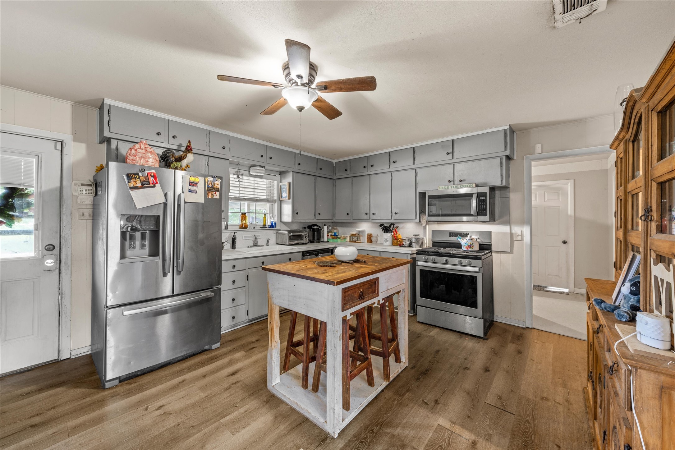 2554 State Highway 22 Whitney TX 76692