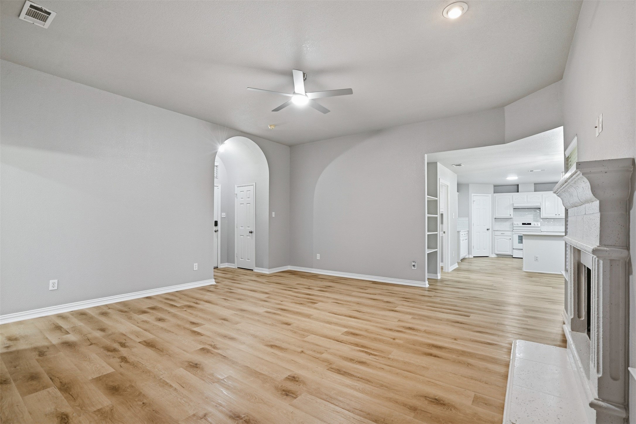 1022 Batchler Road Red Oak TX 75154
