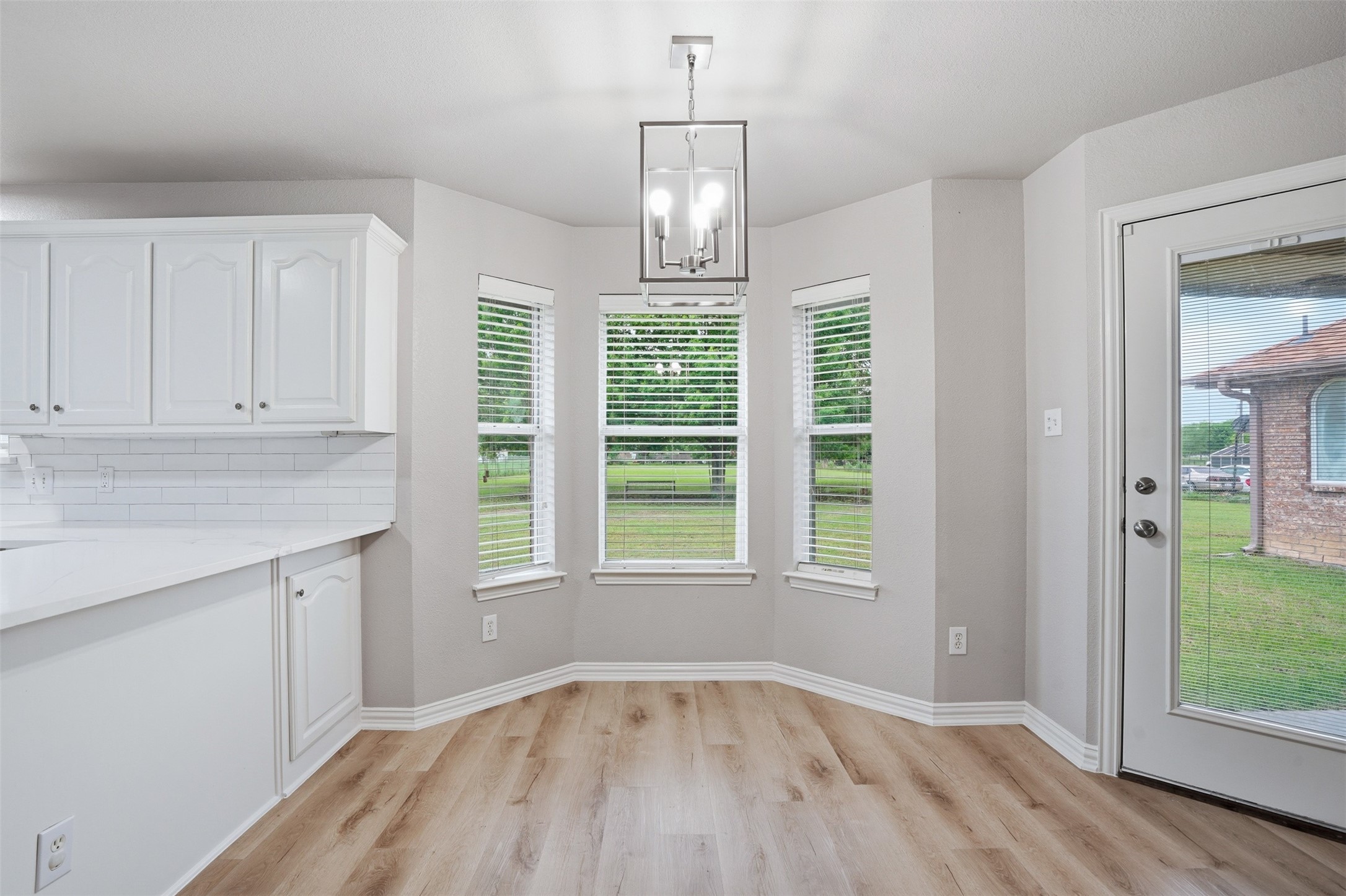 1022 Batchler Road Red Oak TX 75154