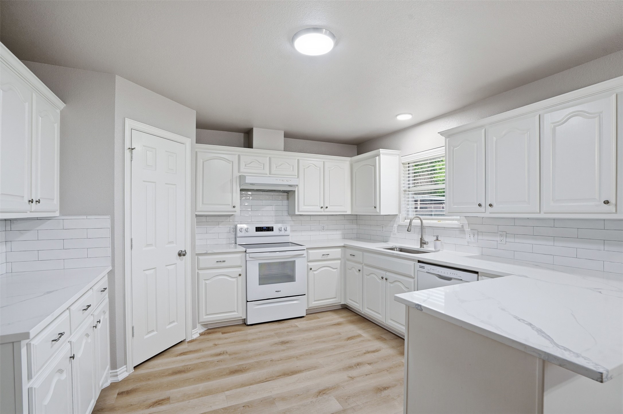 1022 Batchler Road Red Oak TX 75154