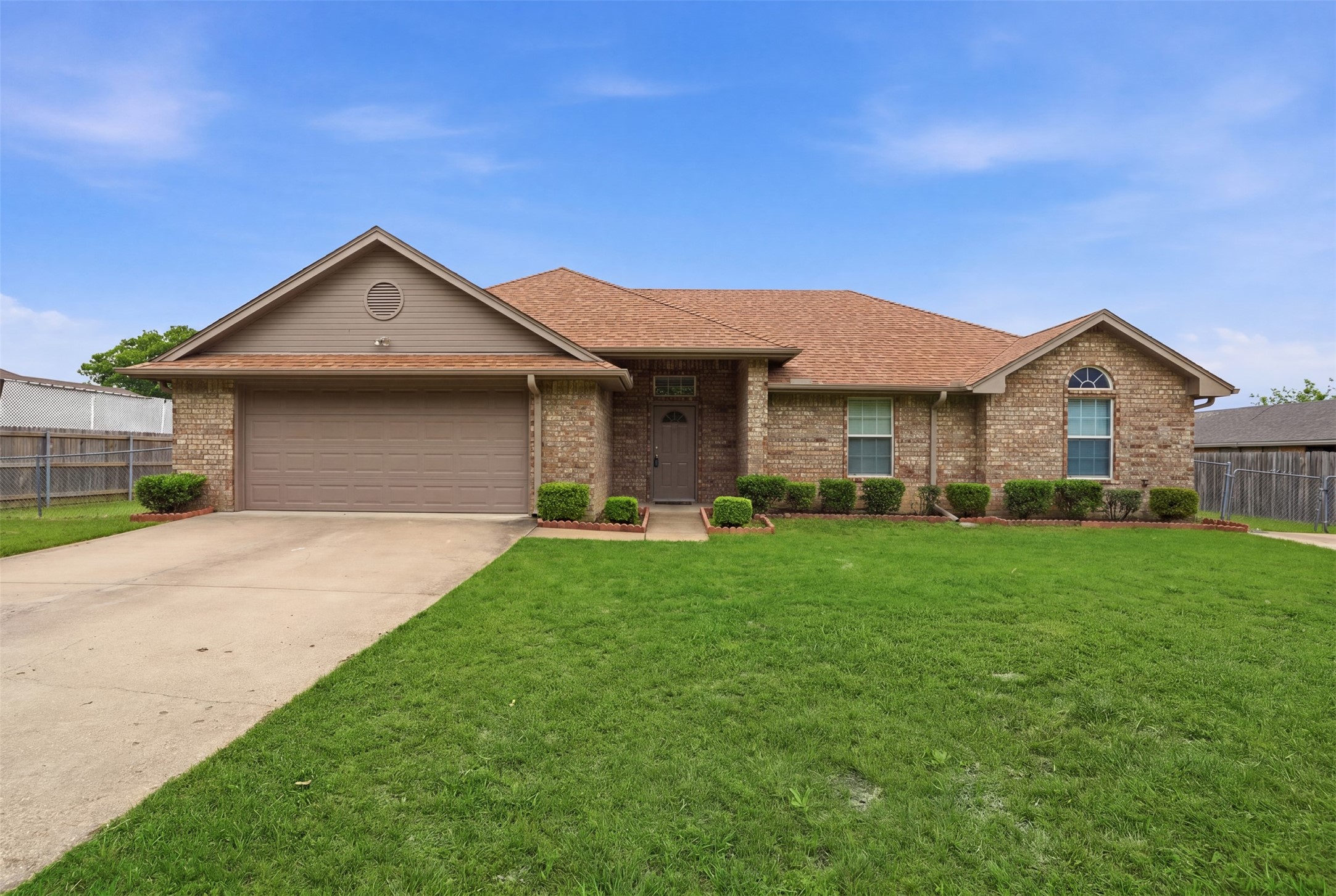 1022 Batchler Road Red Oak TX 75154
