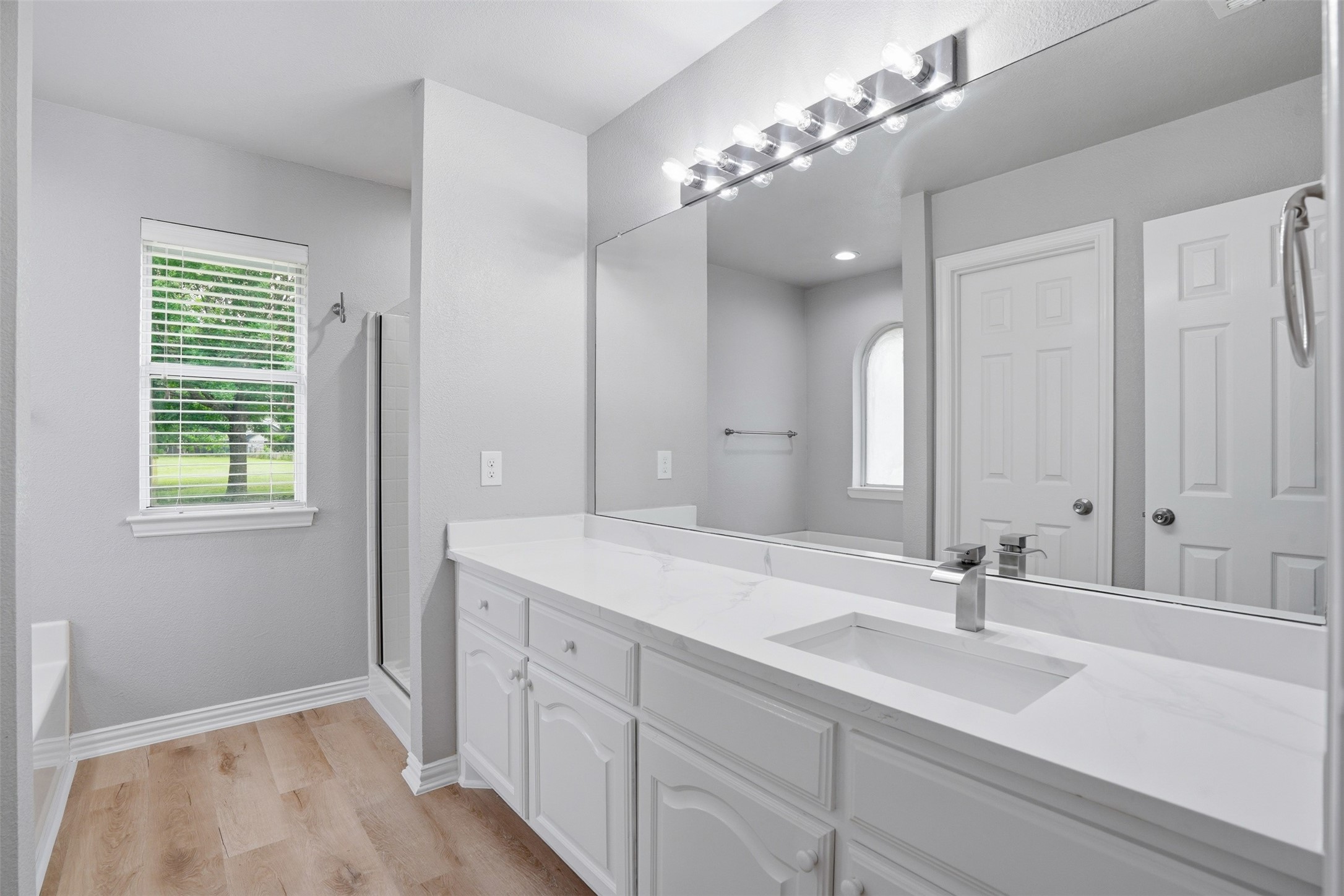 1022 Batchler Road Red Oak TX 75154