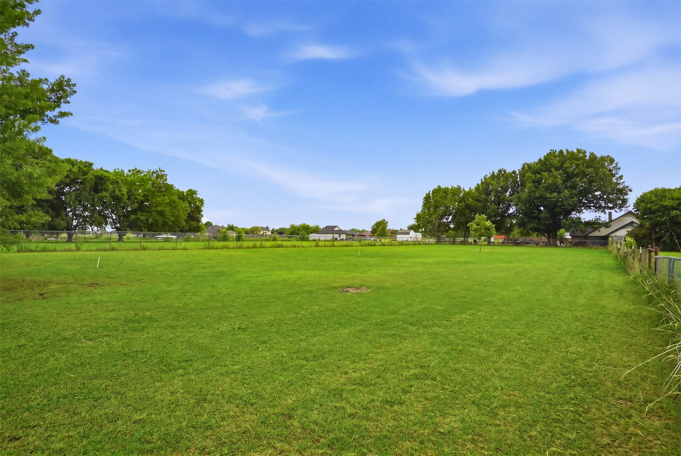 1022 Batchler Road Red Oak TX 75154