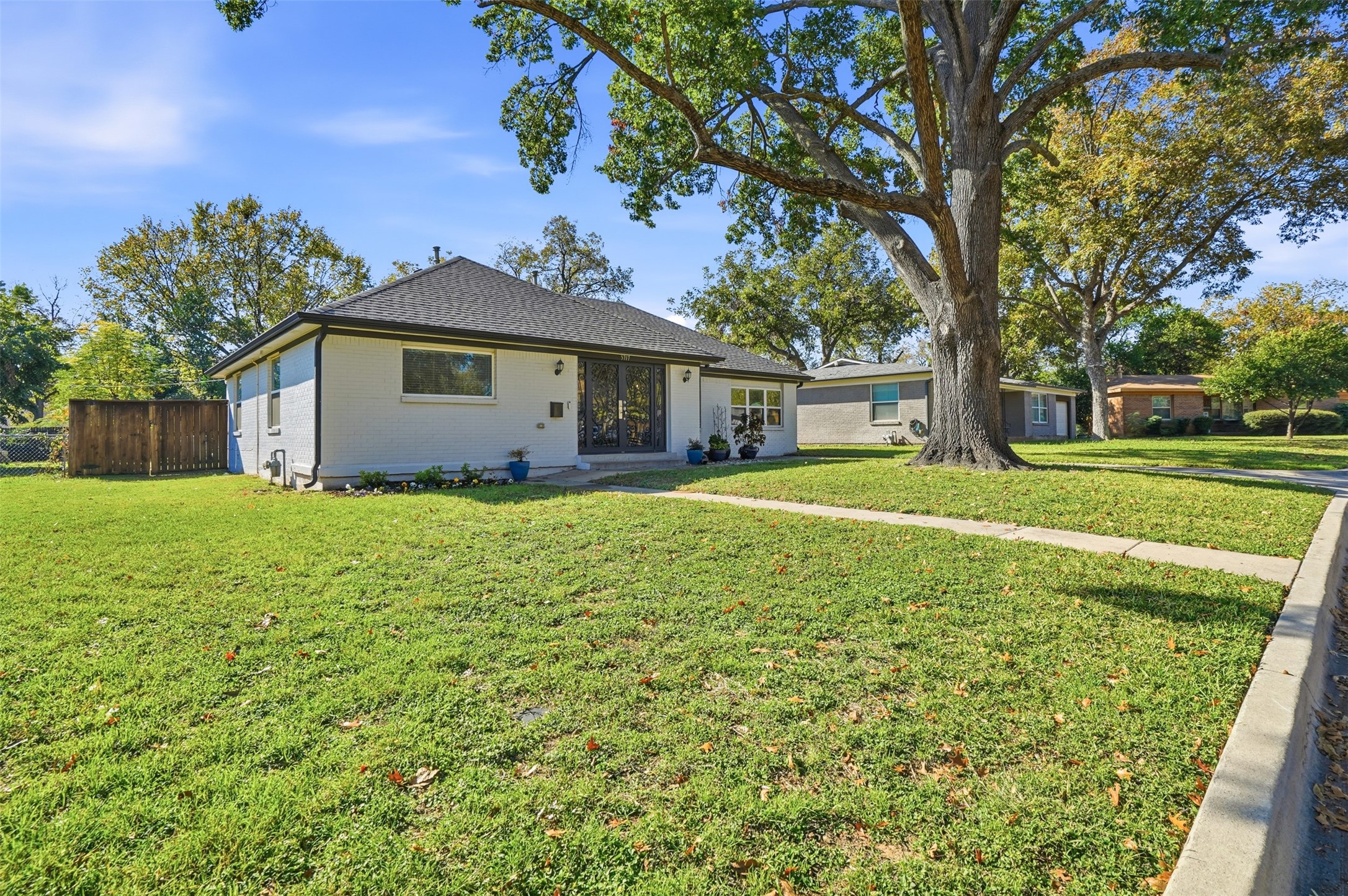 5717 S Wells Circle Westworth Village TX 76114