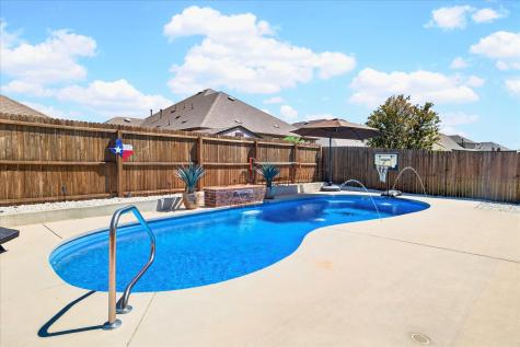 2816 Permian Road Aubrey TX 76227