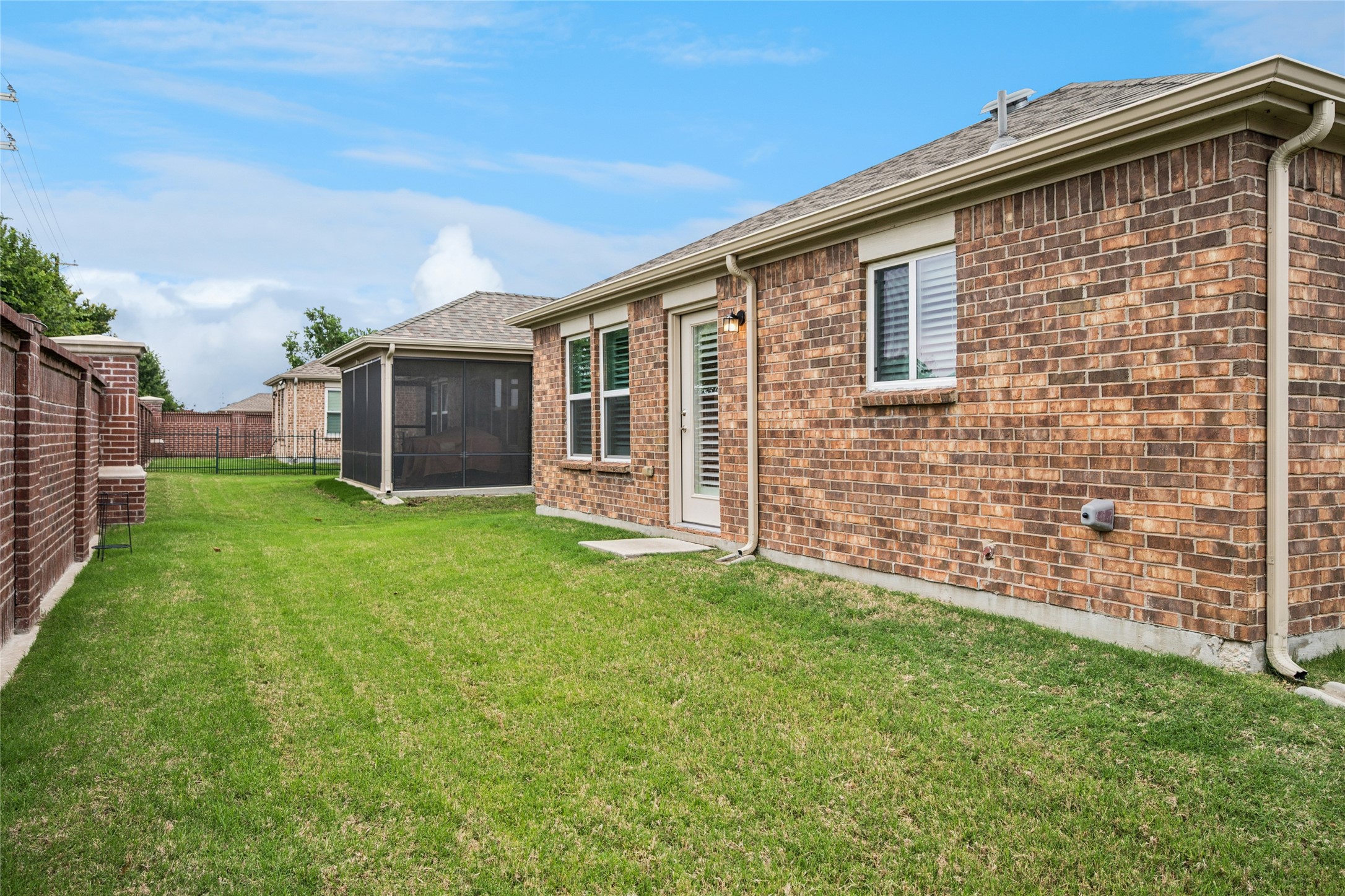 2054 Marsh Point Drive Frisco TX 75036