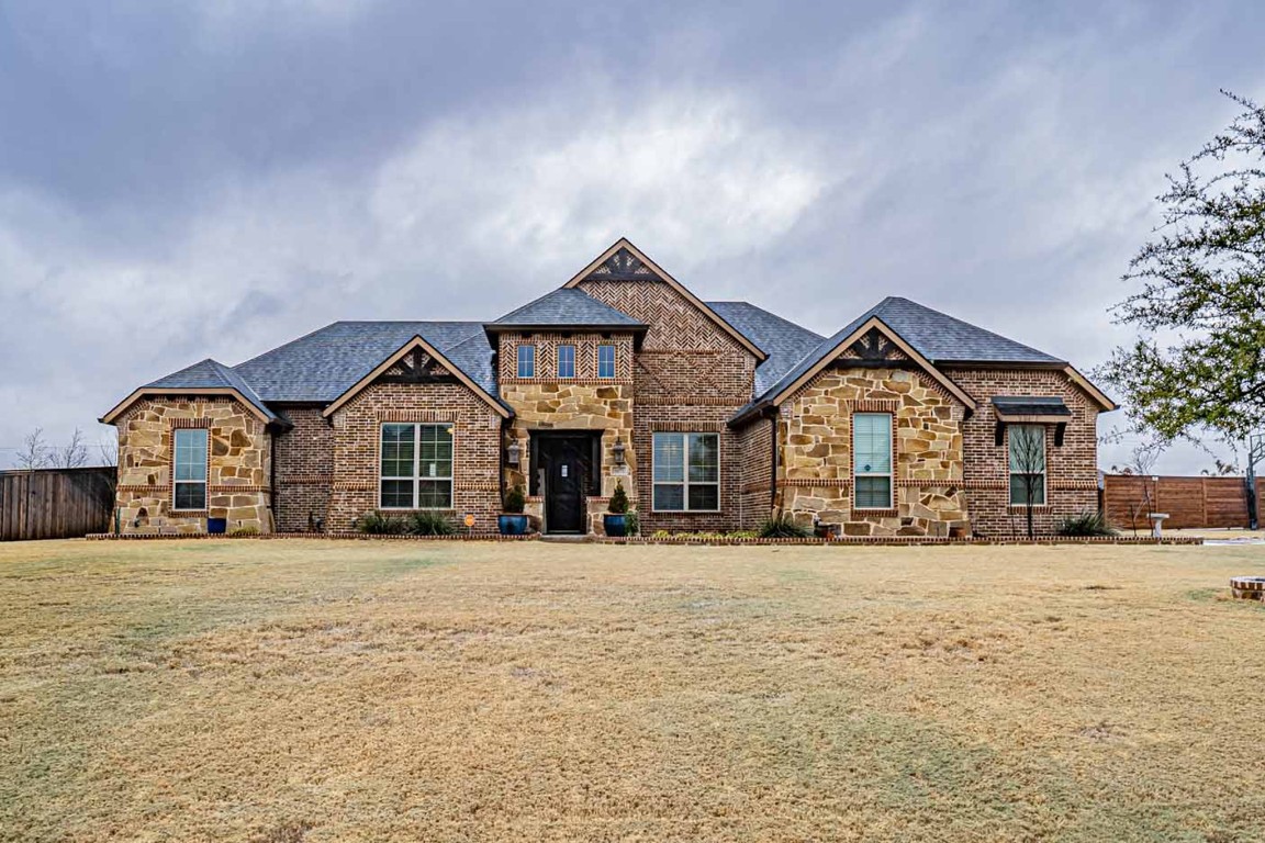 5671 Sweetwater Drive Midlothian TX 76065