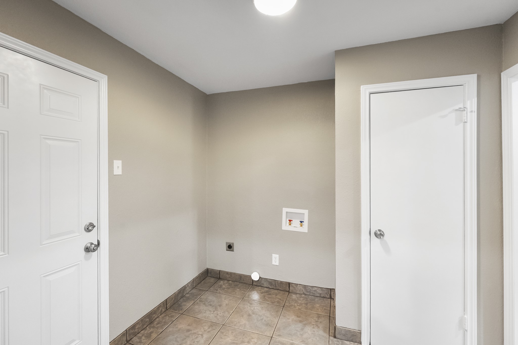 317 E Glendale Street Crowley TX 76036