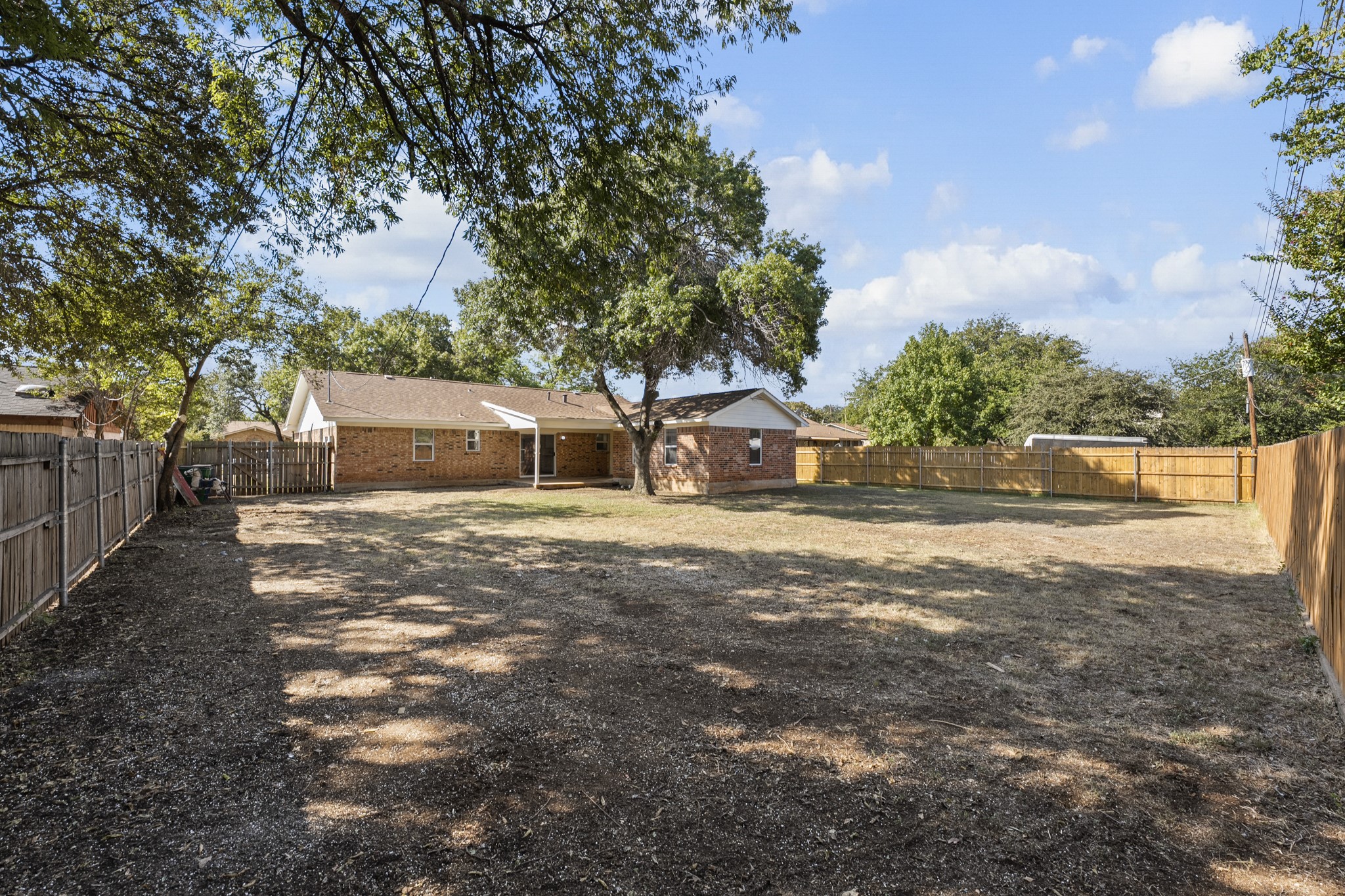 317 E Glendale Street Crowley TX 76036