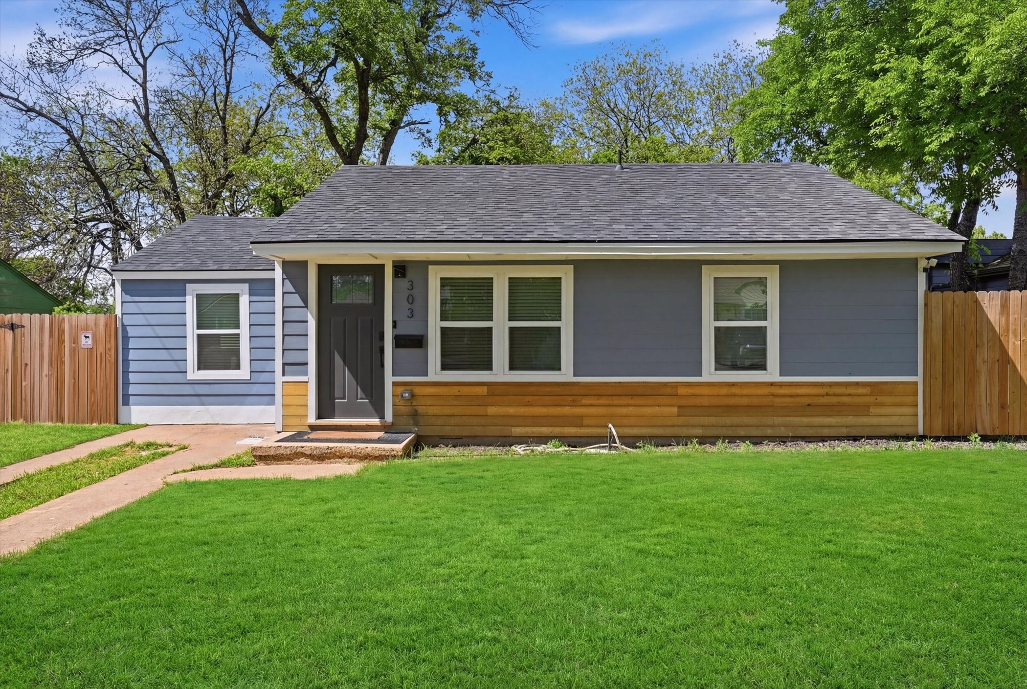 303 Brodie Street Dallas TX 75224