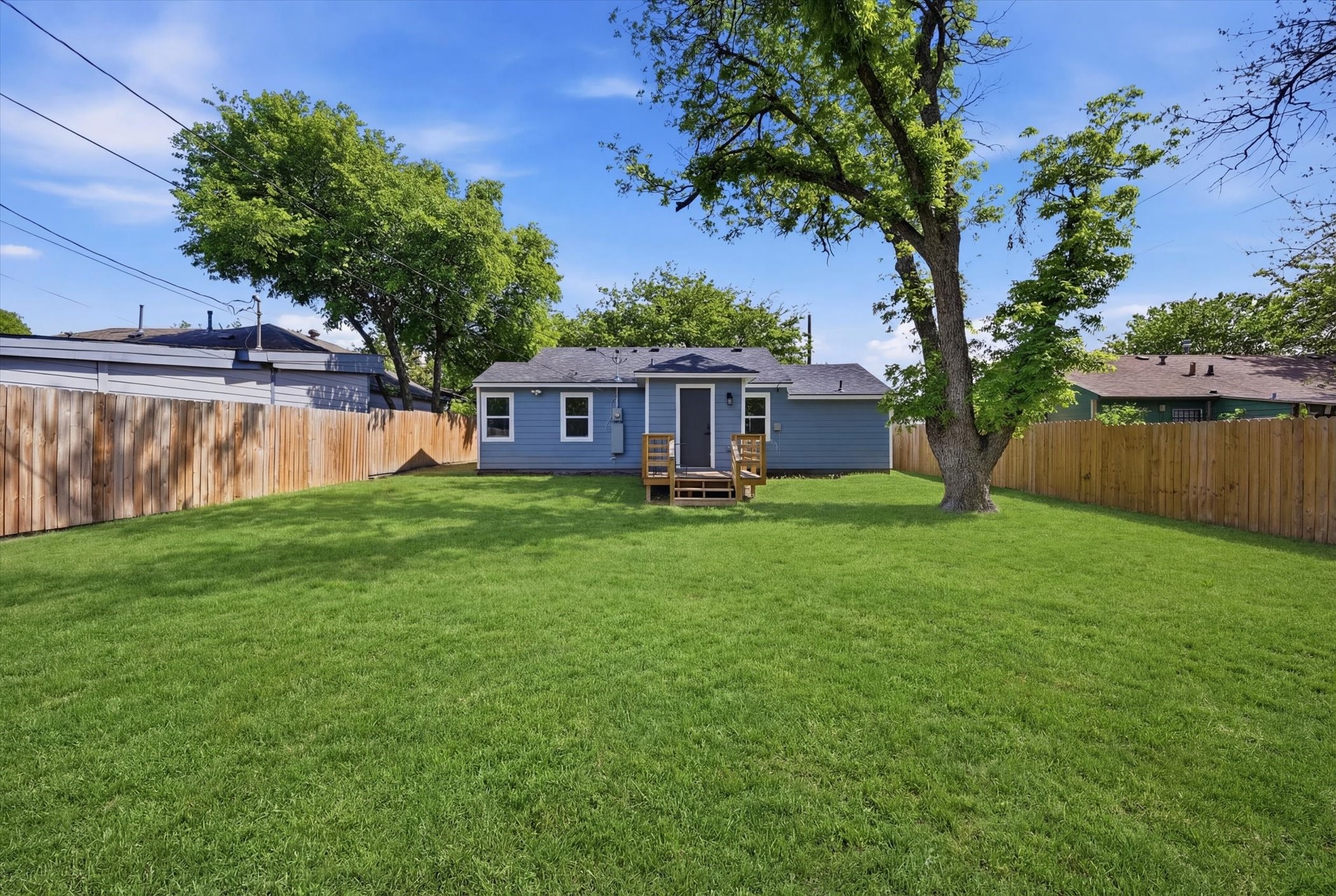 303 Brodie Street Dallas TX 75224