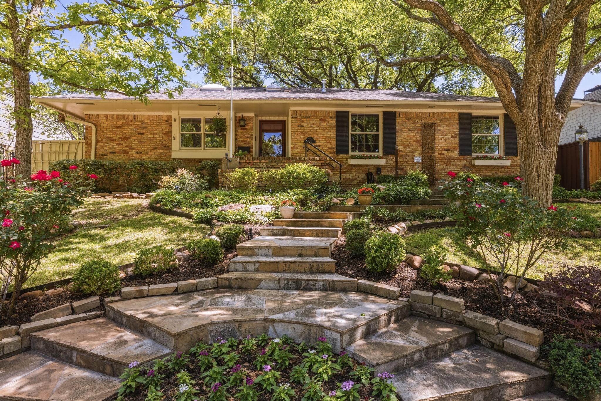 713 Laguna Drive Richardson TX 75080