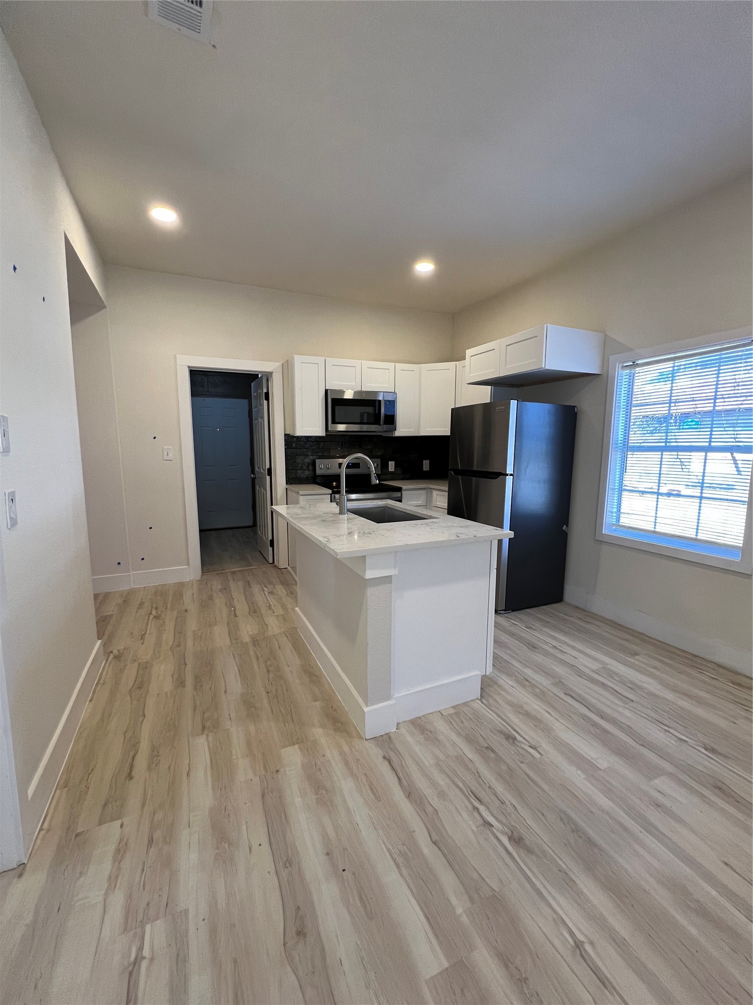705 E 1st North Street Kaufman TX 75142