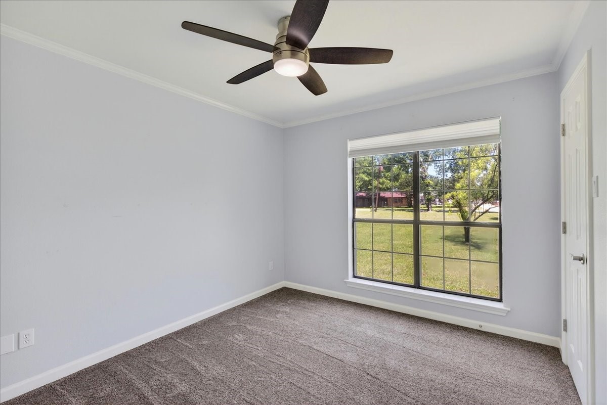 421 Vz County Road 3613 Edgewood TX 75117
