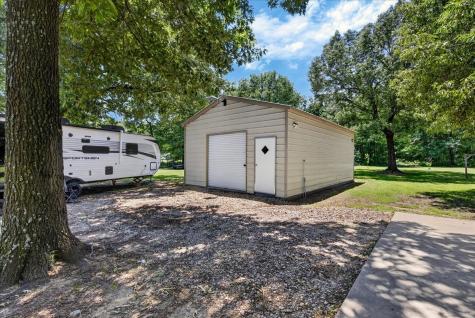 421 Vz County Road 3613 Edgewood TX 75117