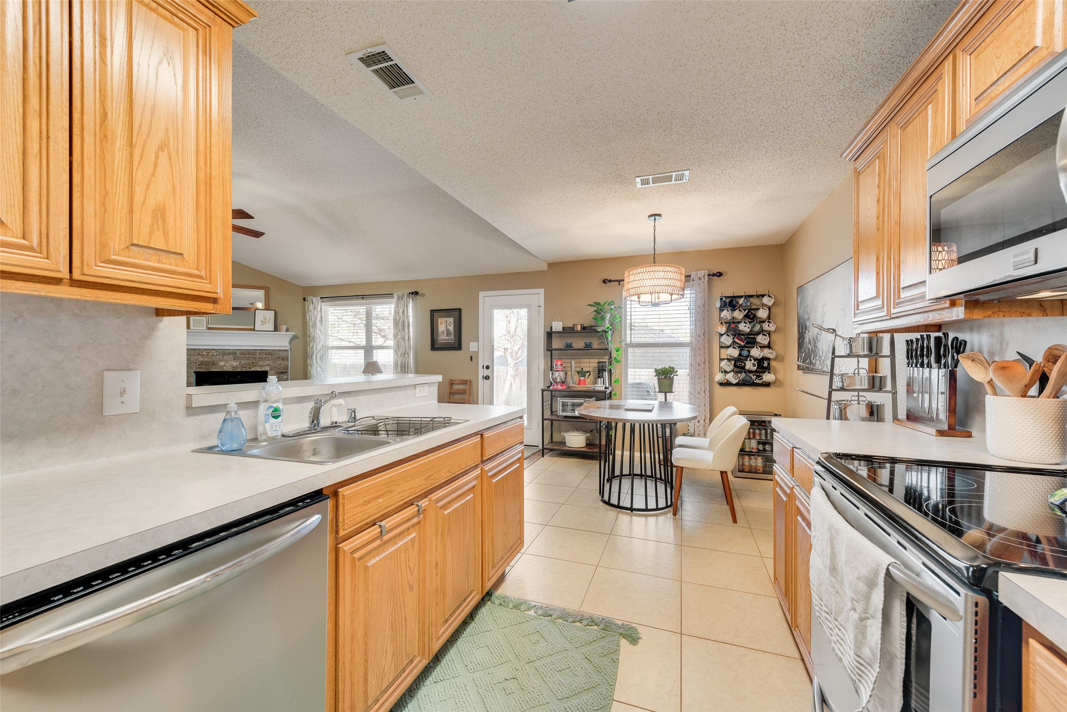2010 Sword Fish Drive Mansfield TX 76063