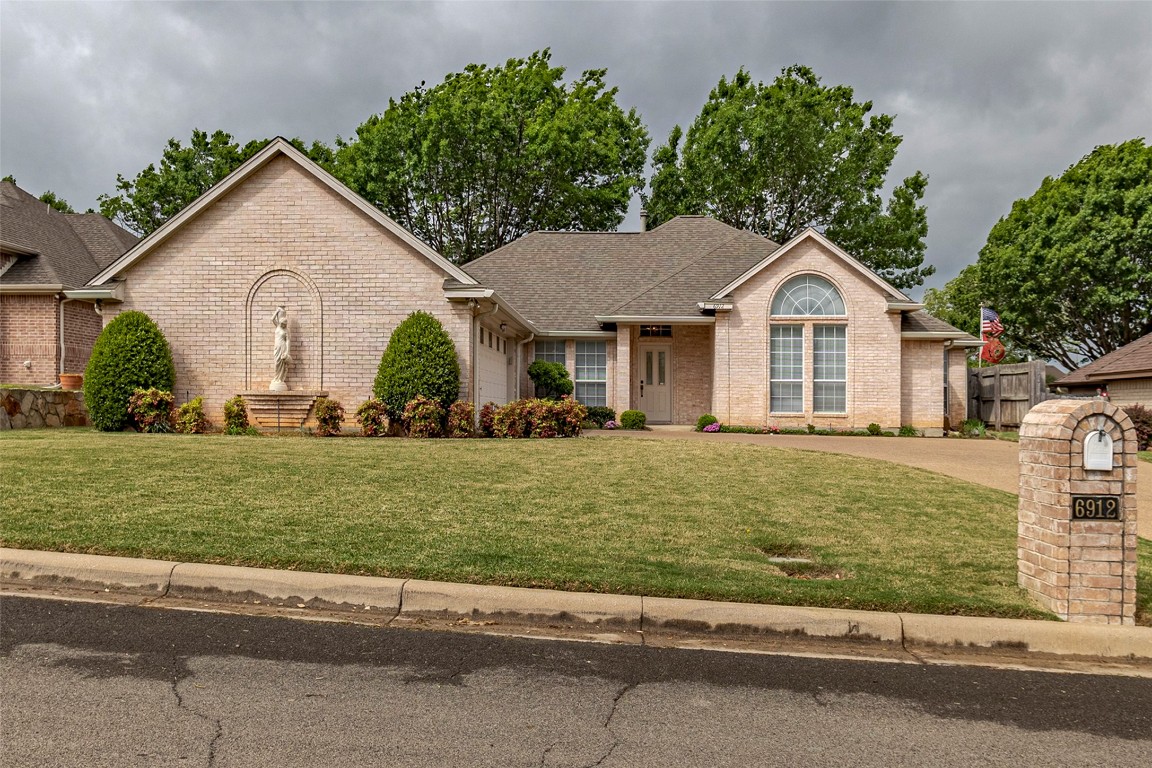 6912 Meadowside Road S Fort Worth TX 76132