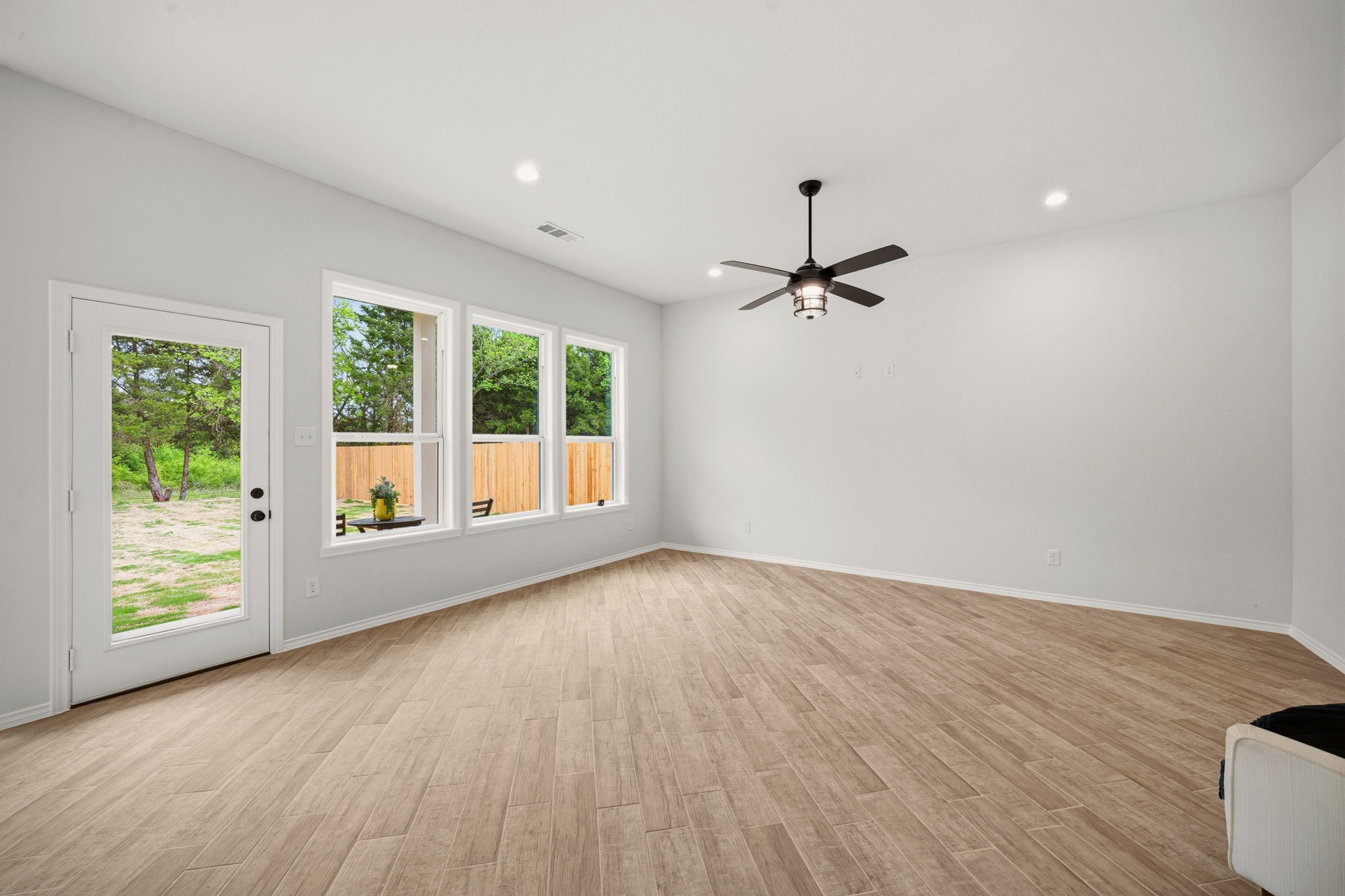 232 Hilltop Drive Ennis TX 75119